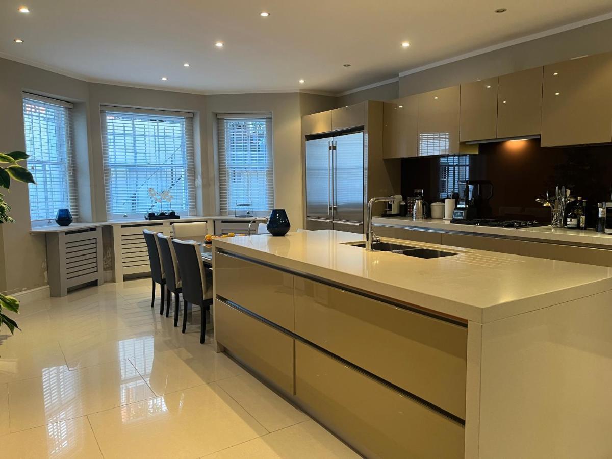 Mansion Queensberry 런던 외부 사진