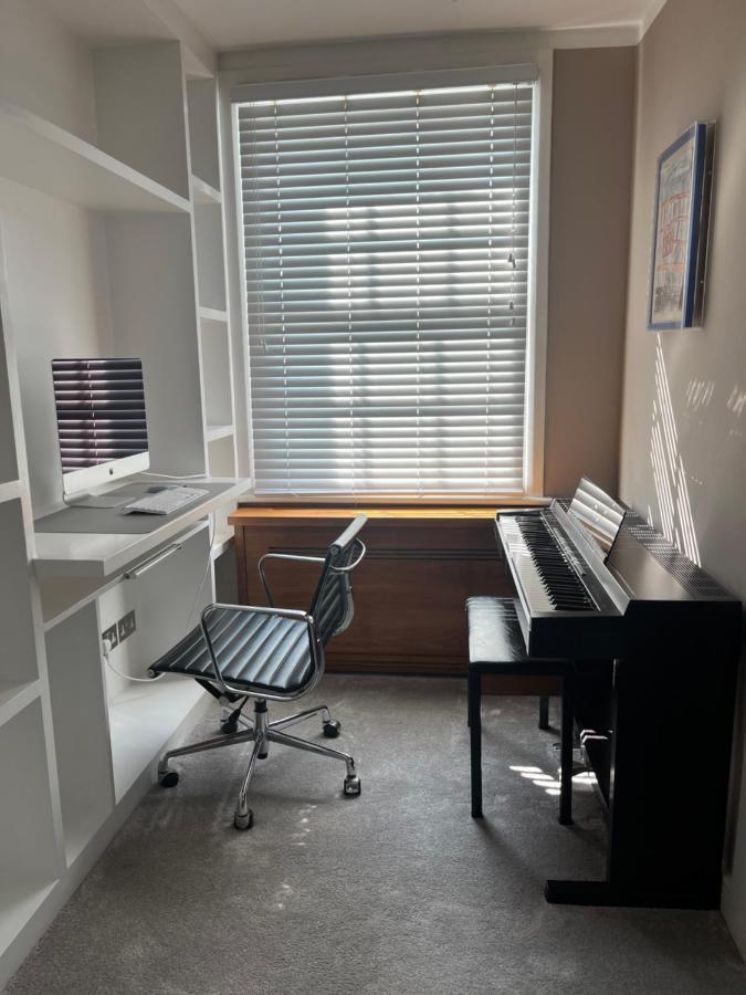 Mansion Queensberry 런던 외부 사진